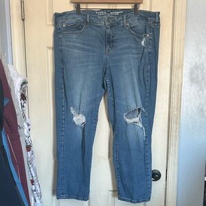 Torrid vintage stretch perfect boyfriend ankle distressed  Jean size 20 regular